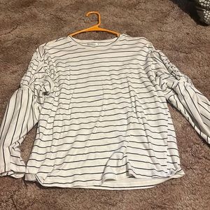 Black and white stripped long sleeve size small